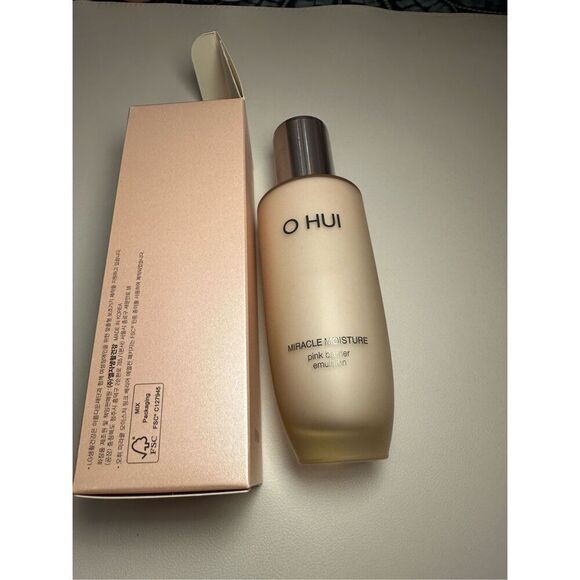 O HUI Miracle Moisture Toner Emulsion 130ml - Picture 4 of 6